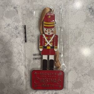 Mickeys Christmas Party ornament